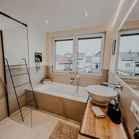 Stylisches 6 In Viernheim