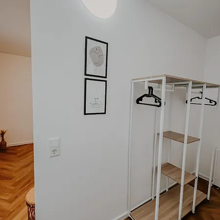 Apartment Stylisches 6 In *